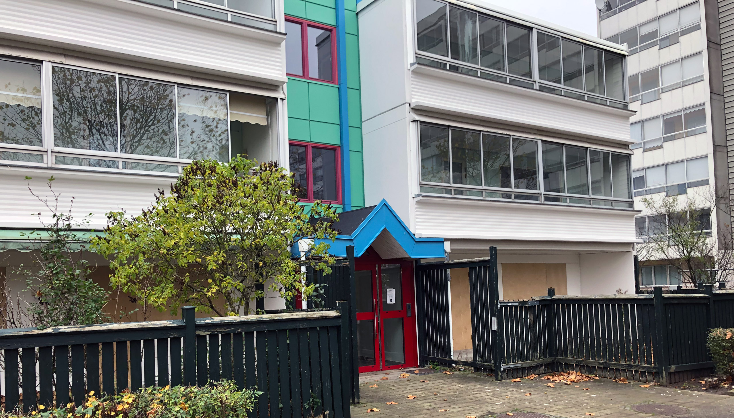 Henda har renoverat en ingång